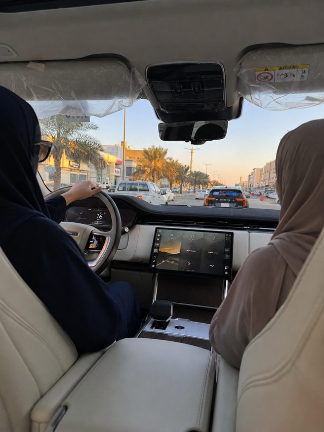 كابتن طاط أثناء رحلة